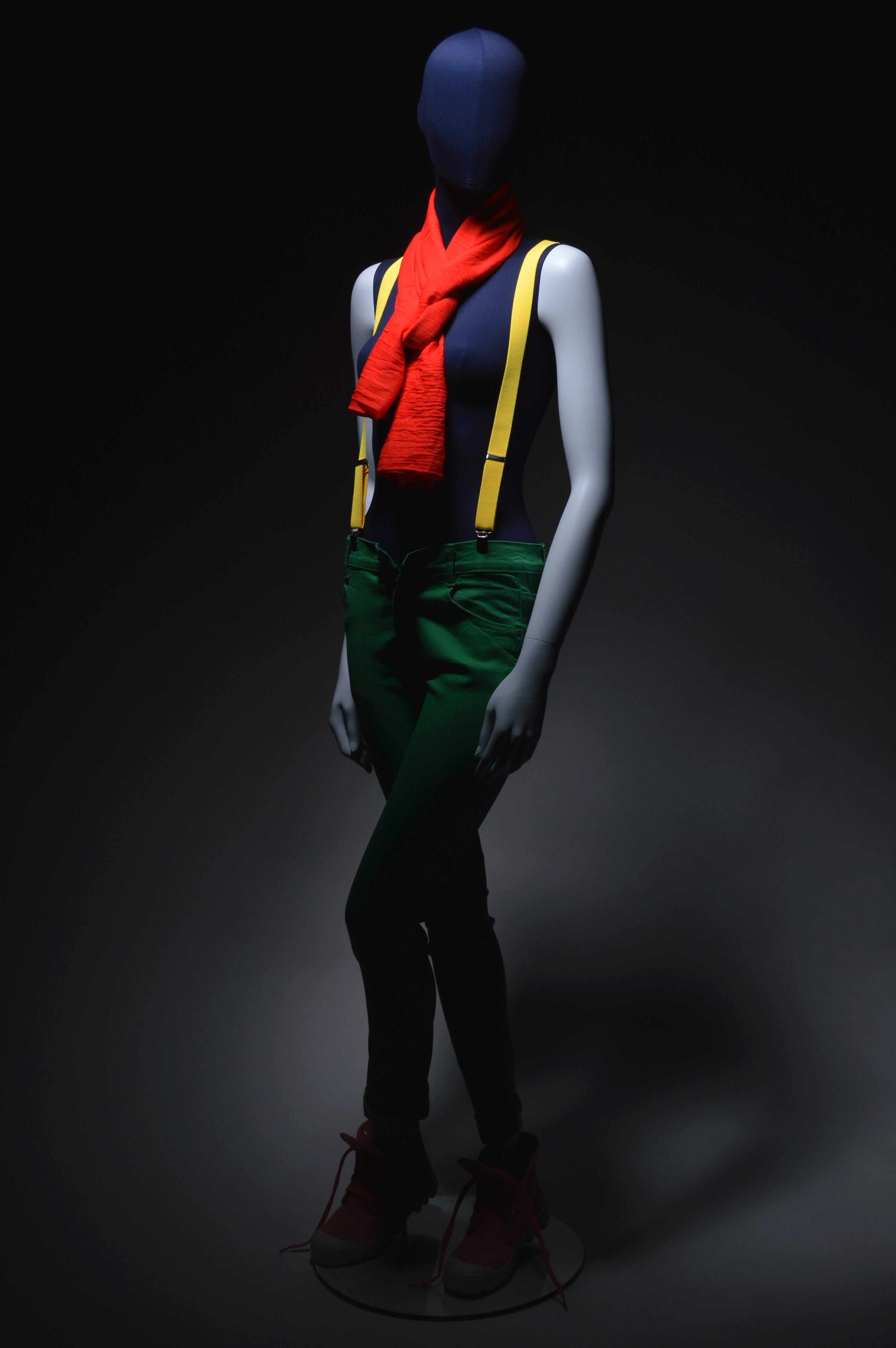 mannequins en vogue fiber fabric