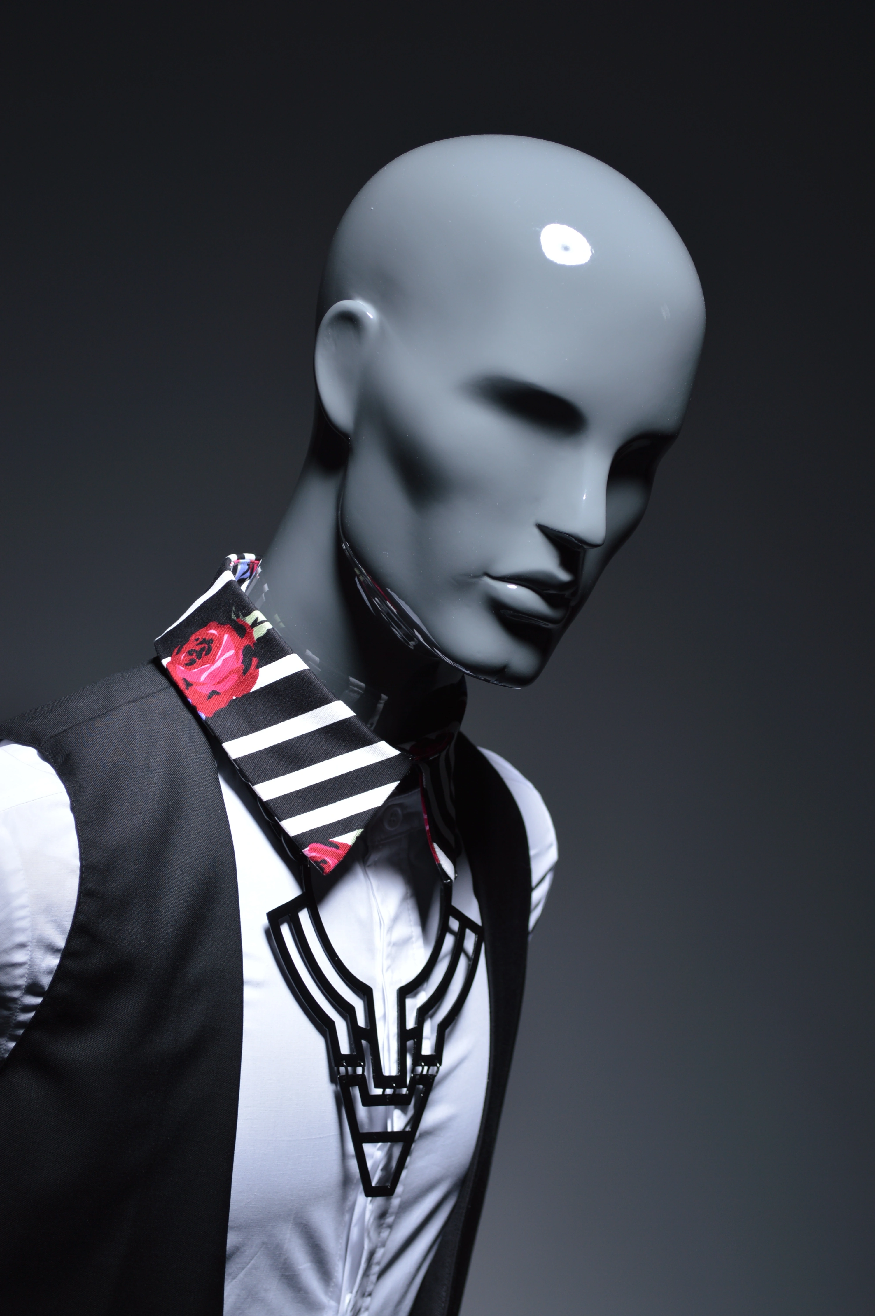 mannequins en vogue semi abstract fiber